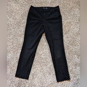 Old Navy High Rise Pixie Capri Crop Pants